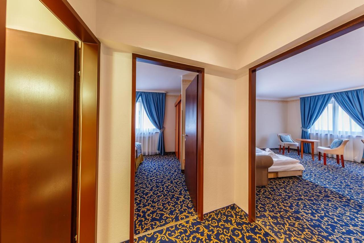 Family Suite,1588056051:JPEG