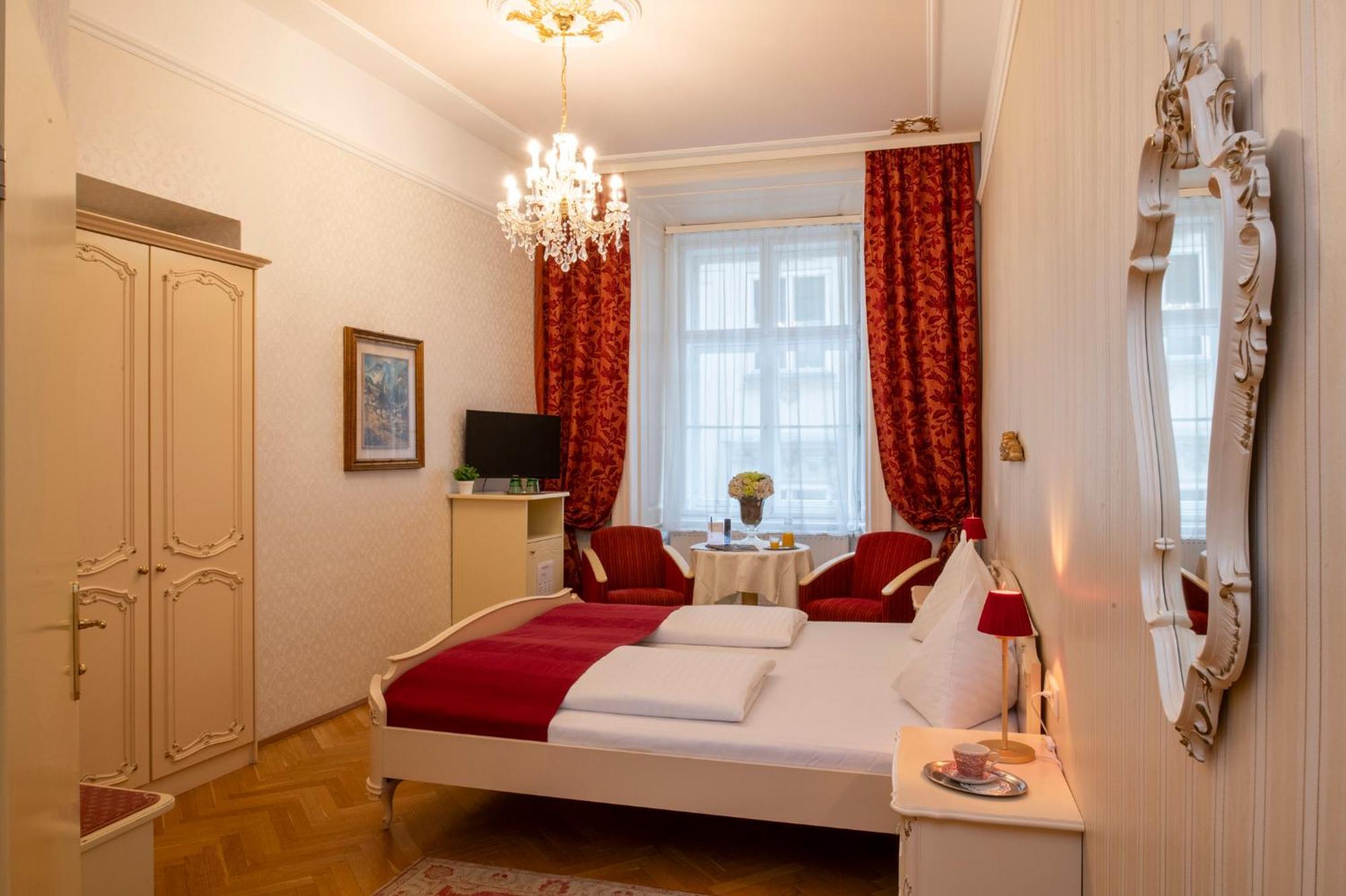 Deluxe Double Room,1598394003:JPEG